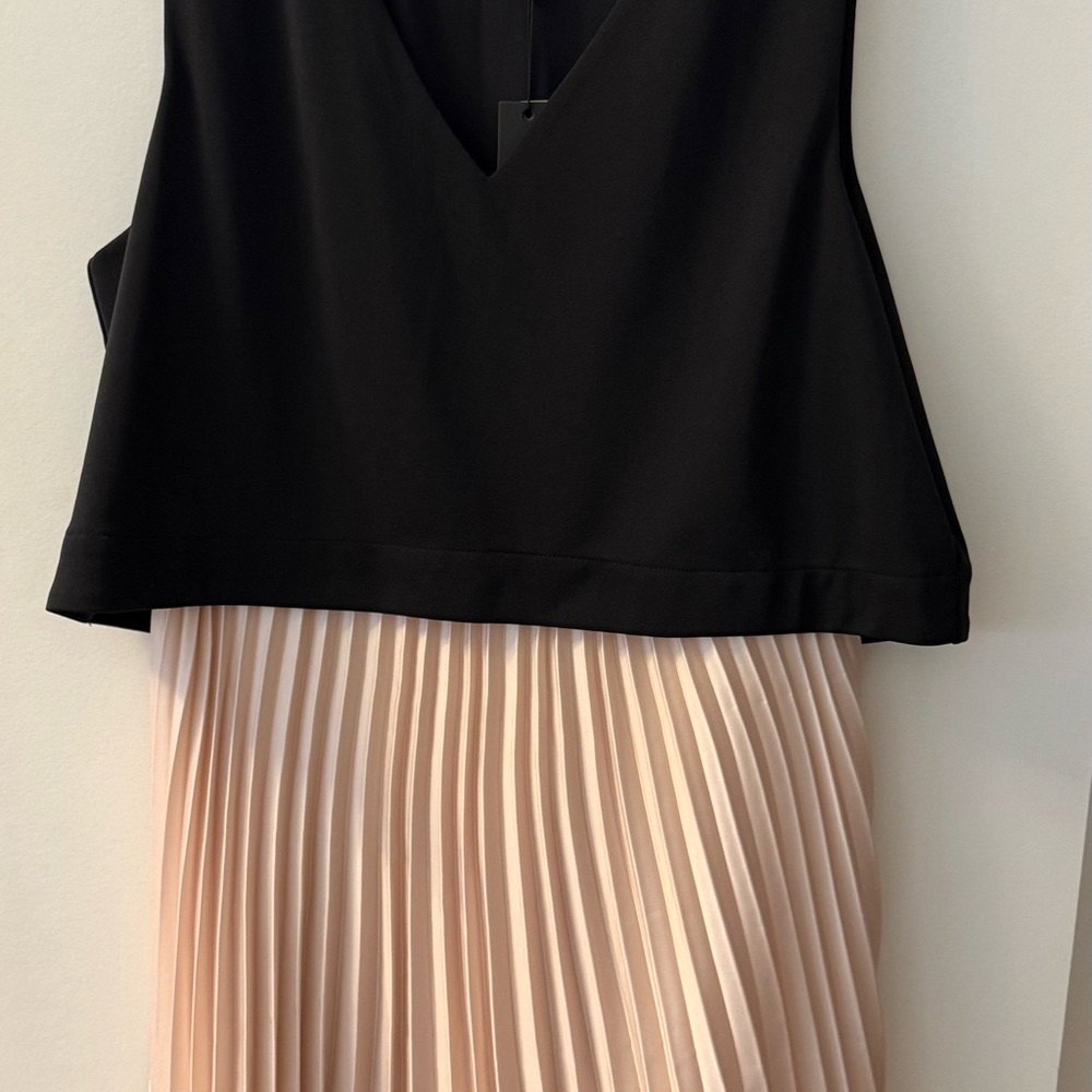 Donna Karen Black and Pink Pleated Dress - Picture 2 of 6